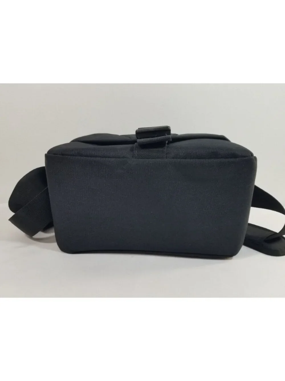Canon Black Camera Bag With Adjustable Strap & Padded Interior For Cameras